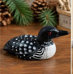 Vintage Hand Carved Common Loon Wooden Bird Decoy Figurine Folk Art 4.5”